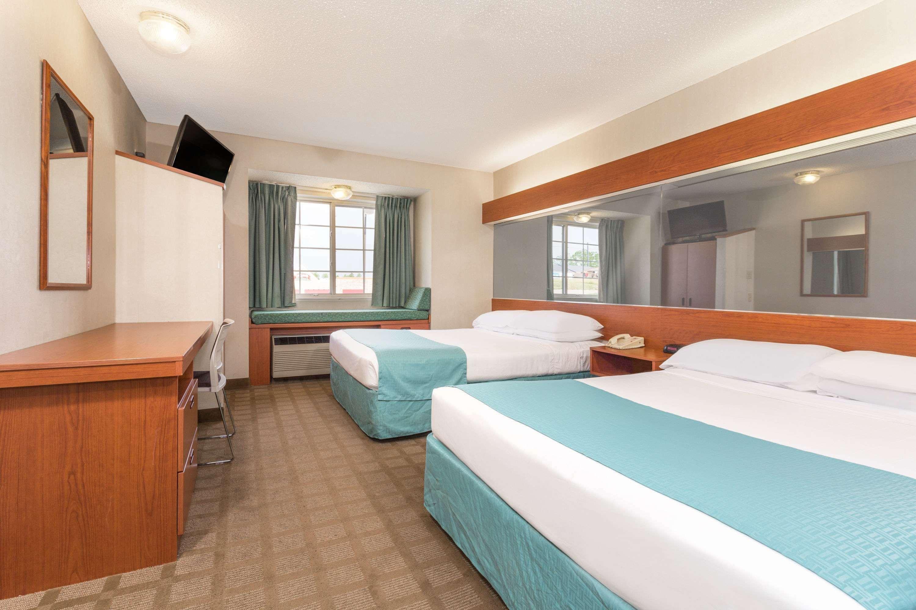 Microtel Inn & Suites By Wyndham Dry Ridge Bagian luar foto